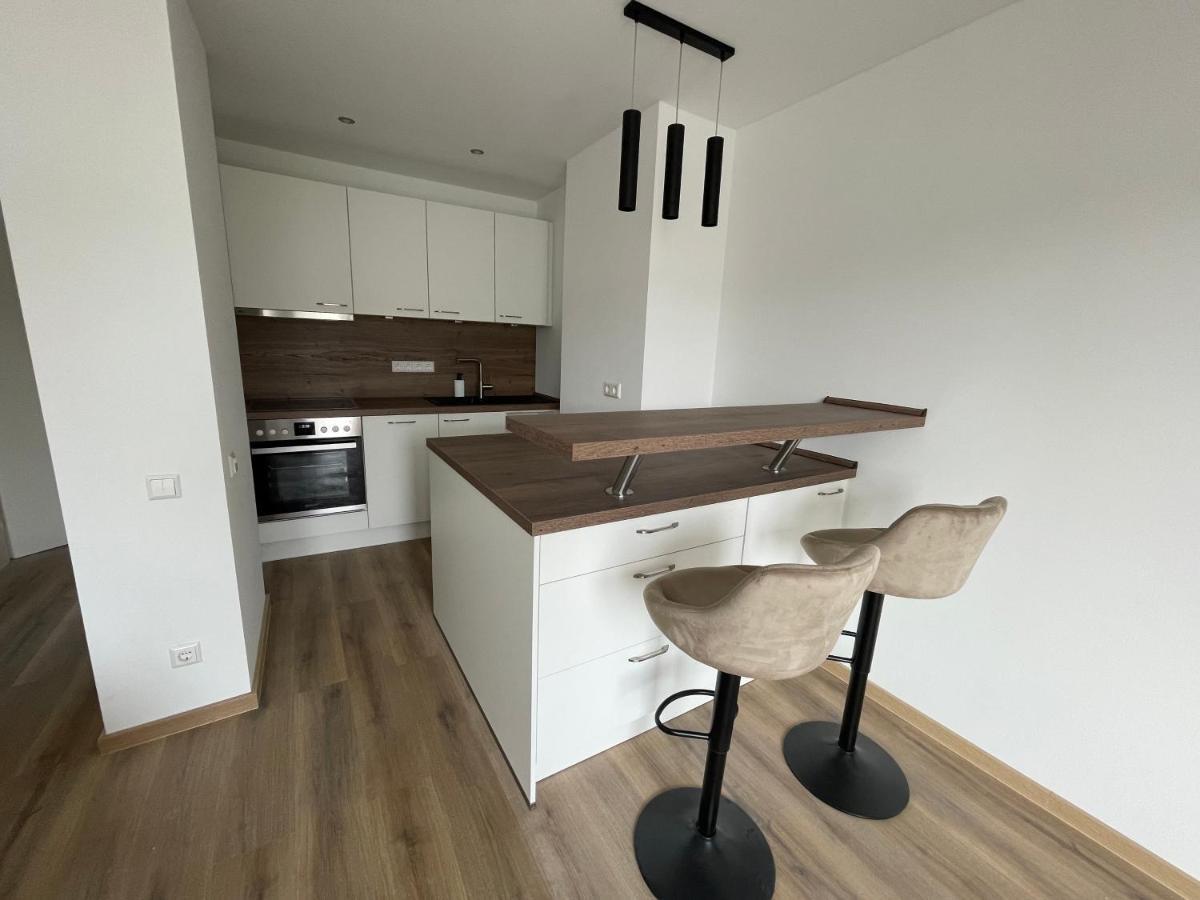 Neue Stilvolle 2-Zimmer Wohnung Im Zentrum Von Вольфсбург Экстерьер фото