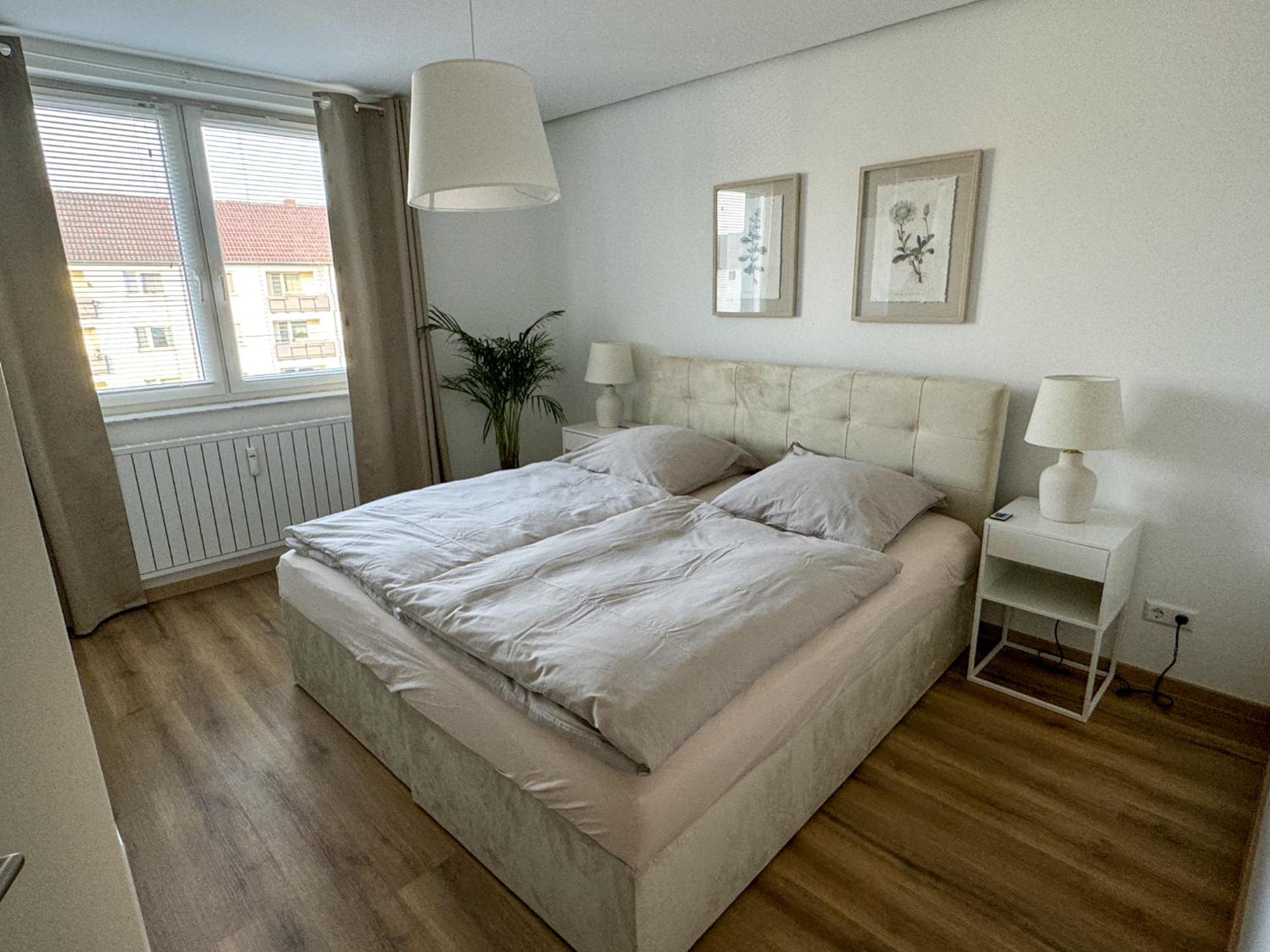Neue Stilvolle 2-Zimmer Wohnung Im Zentrum Von Вольфсбург Экстерьер фото