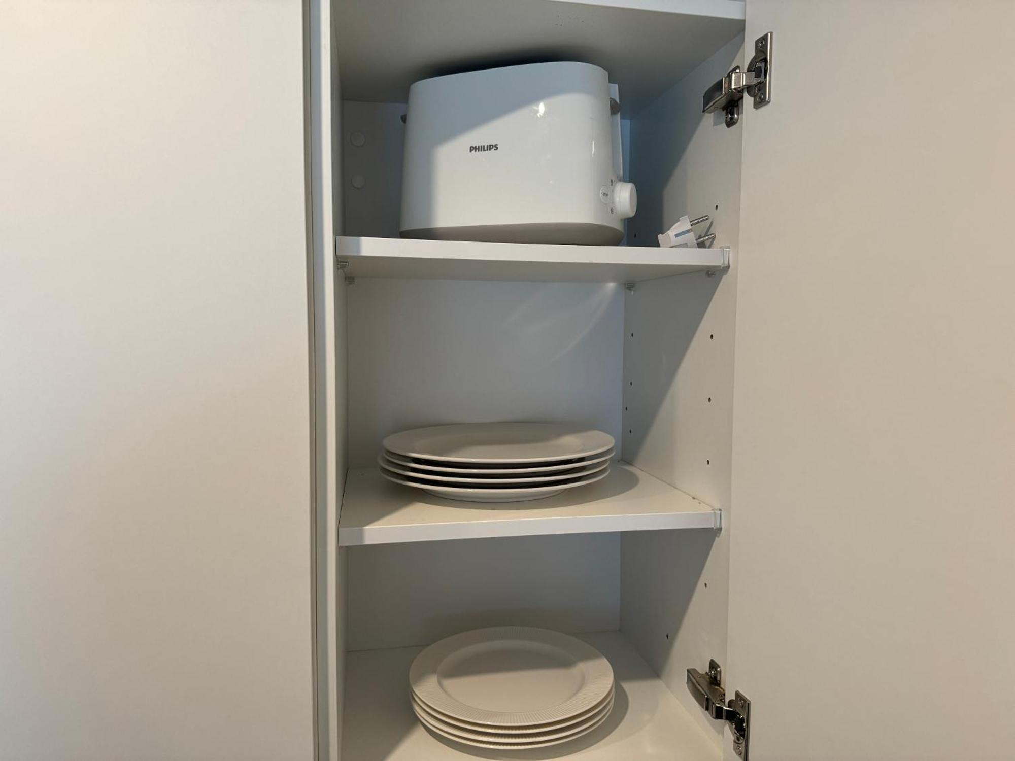Neue Stilvolle 2-Zimmer Wohnung Im Zentrum Von Вольфсбург Экстерьер фото